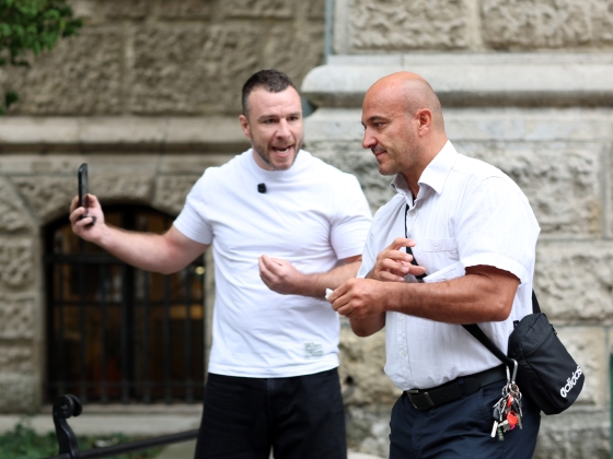 Balhé a bíróság előtt, Molnár Áron rögtön összeveszett a fóti gyermekotthon volt igazgatójával