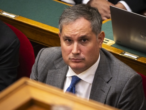 Az MNV 1,4 milliárdot fizetett a Nagy Márton testvéréhez köthető ügyvédi irodának, a kormányváltás után felbontották a szerződésüket