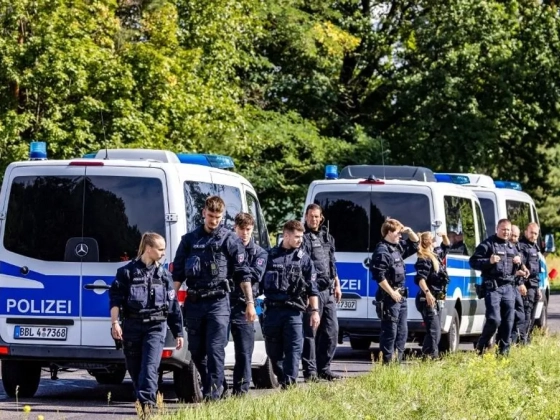 Terrorgyanú miatt nyomoznak, miután rakétaszerű eszközöket találtak egy németországi villamosenergia-alállomásnál