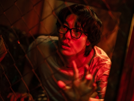 A Netflix új koreai sorozata a legrosszabb rémálmunkat váltja valóra