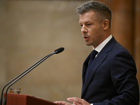 Újabb nagy kormányzati átalakításokat jelentett be Magyar Péter: a MOHU, a trafikok és a kaszinók is terítéken