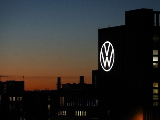Kiszivárgott: megszüntetheti a Volkswagen az egyik legnagyobb autómárkáját, ez rendkívüli hír a győri Audi-gyárnak is – tömegeknek fog hiányozni
