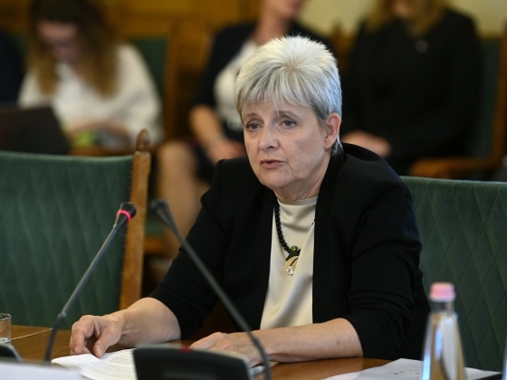 Lemondásra szólították fel az oktatási minisztert: „Soha senki nem sértette még így meg a magyar pedagógusokat”