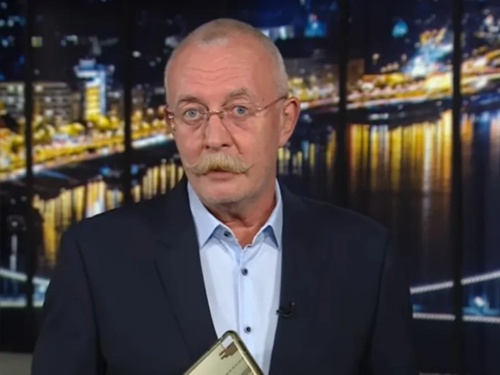 Folytatódott az M5-ön Gulyás István konteós műsora, az Ez itt a kérdés