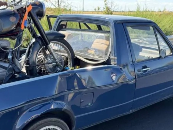 Kultikus veterán járműveket tarolt le egy külföldi Audi az M1-es sztrádán