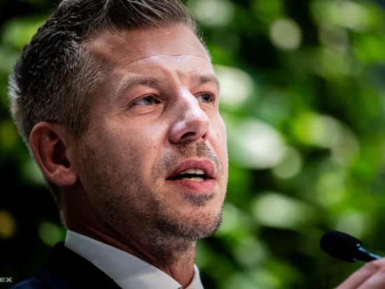Magyar Péter: Karácsony Gergely nyitott kapukat dönget