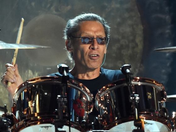 A legmagasabb holland polgári kitüntetést kapta meg szülővárosában Alex Van Halen