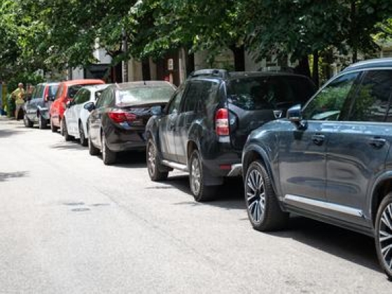 Váratlan fordulat a kötelező biztosításnál: örülhetnek az autósok, de van egy nagy bökkenő