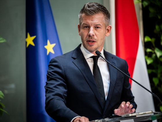 Napokon belül lejár a határidő, Magyar Péteréknek dönteniük kell, hogy szakítanak-e az elmúlt évek gyakorlatával