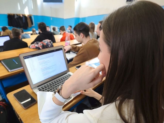 Magyarország újra csatlakozik a legfontosabb EU-s kutatásokhoz, ismét elérhetővé válik az Erasmus a felsőoktatásban