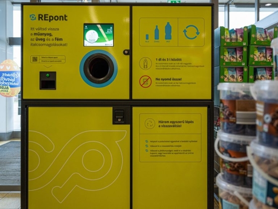 A kormányzat nem támogatja a készpénzvisszaadás kivezetését az üvegvisszaváltós automatákból