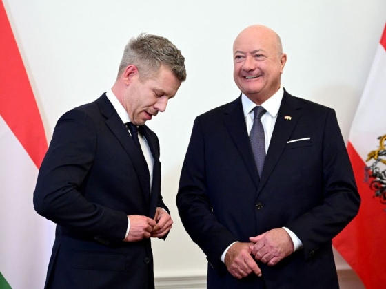 Nagy botrány készül: Ausztria az Európai Unióhoz fordult a paksi fenékküszöb építése miatt a Dunán, Magyar Péter kifakadt – 