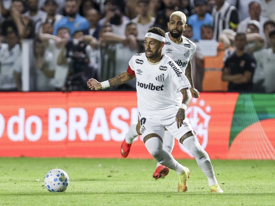 „Sz.r munka” – Neymar csúnyán nekiment sérülése miatt a Santos pályamunkásainak