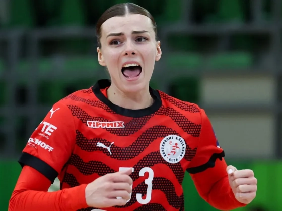 Sérülés miatt kiesett Schatzl Natalie, kölcsönjátékos érkezett Esztergomba