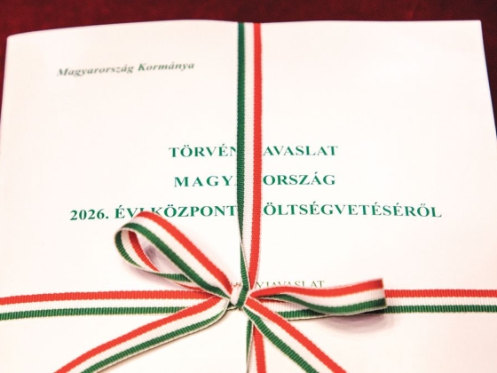 Túl nagy költségvetési hiánnyal számol idénre a kormány egy szakmai elemzés szerint