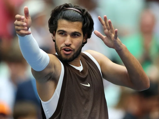 Alcaraz szettveszteség nélkül jutott tovább a US Openen, Szabalenka sem hibázott