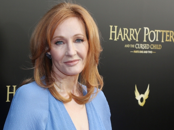 Orosz oligarchákat is lepipál J. K. Rowling, kiszivárgott az írónő féltve őrzött titka