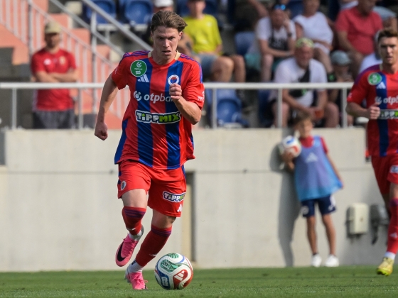 Góleső és buta piros lap: parázs mérkőzésen győzte le a Vasas a Nyíregyházát – videó