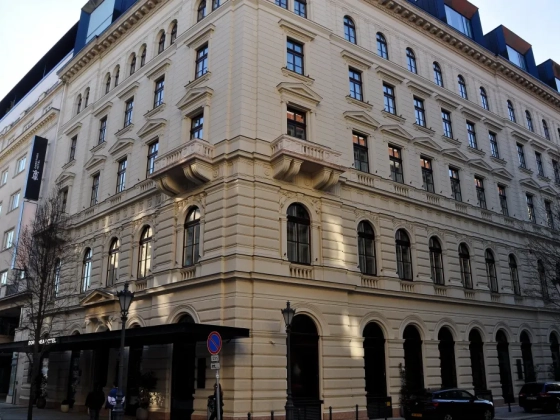 Tiborcz István ötcsillagos hotelében szállásolták el Szijjártóék a külügy vendégeit