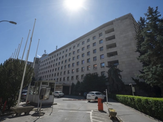 Új miniszteri biztos felel a honvédelmi beszerzésekért