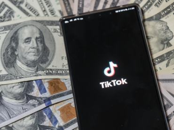A TikTok anyacége bődületes hitelt kapott AI-fejlesztésre