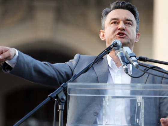 Súlyos vádakkal állt elő Ratko Mladic fia a háborús bűnös halála után