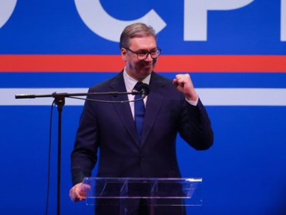 Vucic már csak egyetlen ciklust szeretne, utána eskü átadja a hatalmat