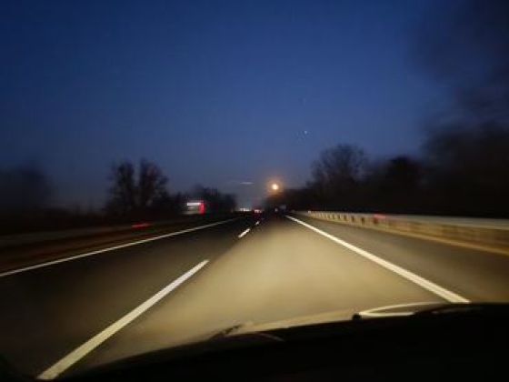 Újabb lengyel turistabusz szenvedett balesetet Magyarországon – egy kóbor juh miatt történt a baj