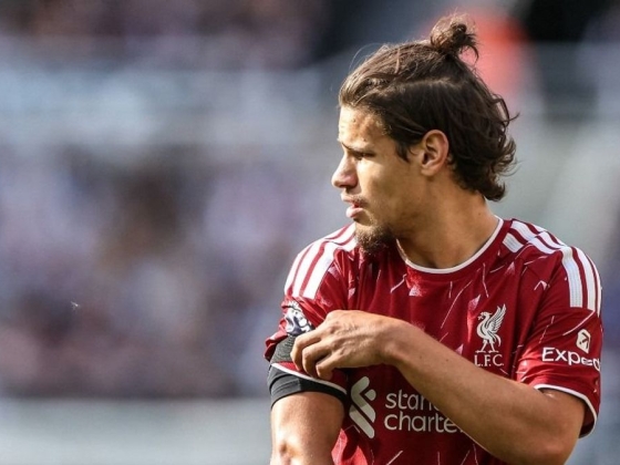 Súlyos döntést jelentett be a Liverpool a Kerkez Milosért is egy vagyont kifizető vezetőről