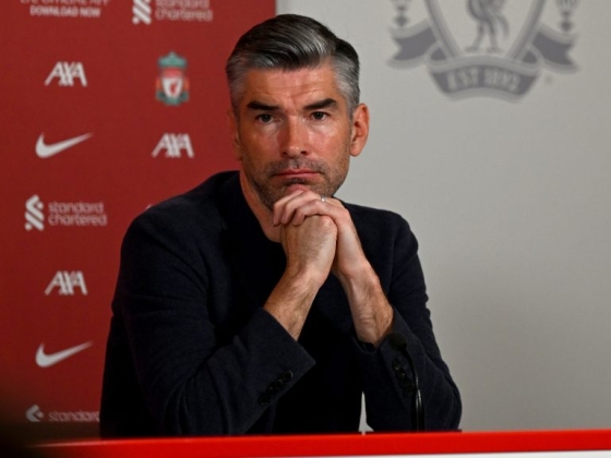 Örömtüzek gyúlnak a Liverpool-szurkolóknál, távozott a sportigazgató