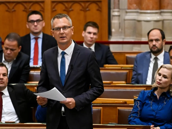 A KDNP Lannert Judit 3 évvel ezelőtti szavaira próbál kampányt felhúzni, a PDSZ szerint a tanárokat nem lehet egyik kormány alatt megalázni, aztán pajzsként használni