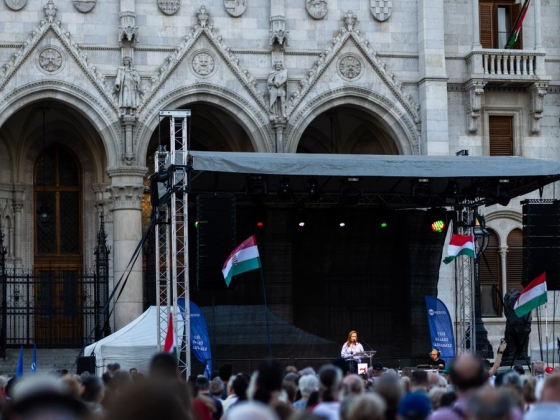 Önkényes kormányzás, Magyar Péter, jobboldali jövő – tüntetést tartottak a Kossuth téren + videó