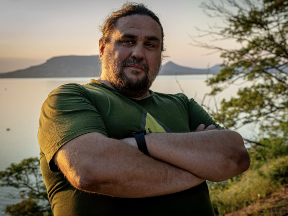 Egy korszak lezárult, új elnöke lett a Kutyapártnak