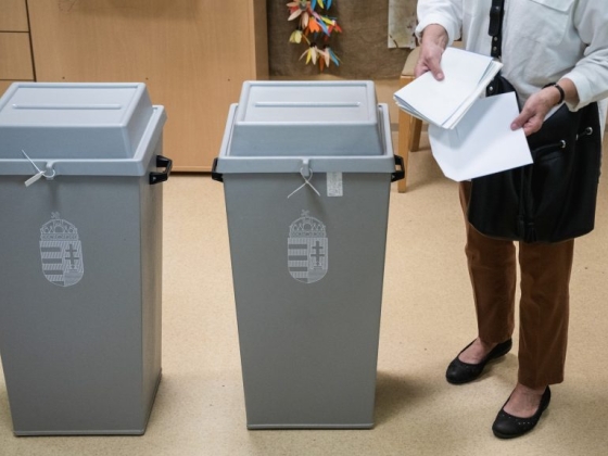 Tragikus haláleset, és Fidesz mellett kampányoló polgármester miatt is lesz időközi választás vasárnap