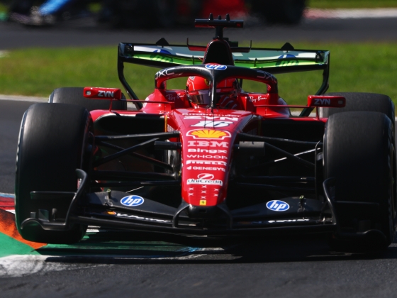 Ijesztő baleset Monzában: Charles Leclerc a gumifalba vágódott, összetört a Ferrari – videó