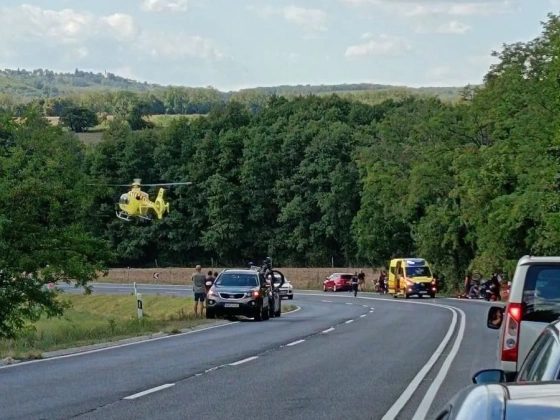 Mentőhelikoptert riasztottak: nem tudták megmenteni a motoros életét Kisbucsánál