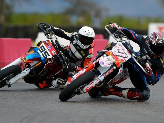 Supermoto-vb: tarolt a négyszeres világbajnok Schmidt Visontán