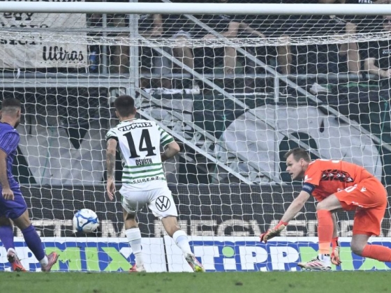 Már-már a padlón volt, de a Fradi-pályán ikszelt az Újpest