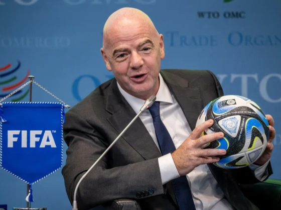 A botrányok ellenére Infantino megerősítette, hogy újraindul a FIFA-elnökségért