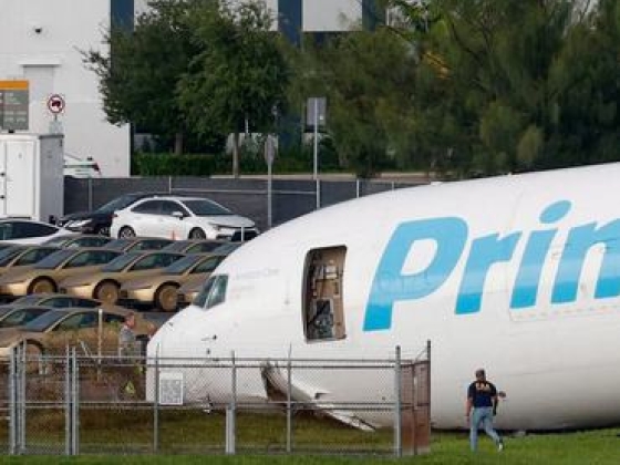 Balesetet okozott az Amazon gépe, legalább öten meghaltak Miami forgalmas repülőterén