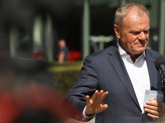 Donald Tusk idiótának és árulónak nevezte azokat, akik Lengyelországban ünnepelték az AfD szász-anhalti győzelmét