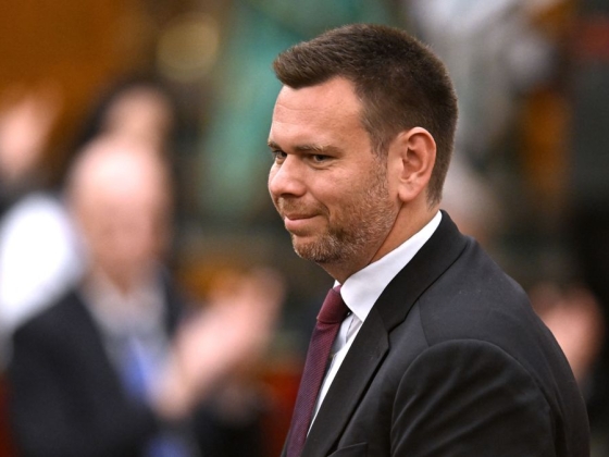 Nagy bejelentéssel indította a hétfőt Vitézy Dávid, és ez most nem vasút: szeptemberben országos útfelújítási programot mutat be a Tisza-kormány – beizzítják a Magyar Közút gépszörnyeit
