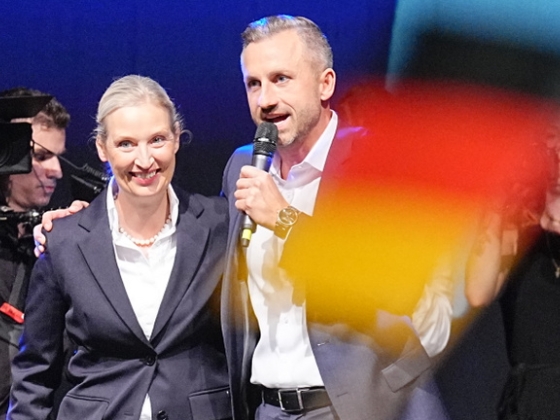 Történelmi győzelmet aratott az AfD, a párton múlik, akar-e kormányozni