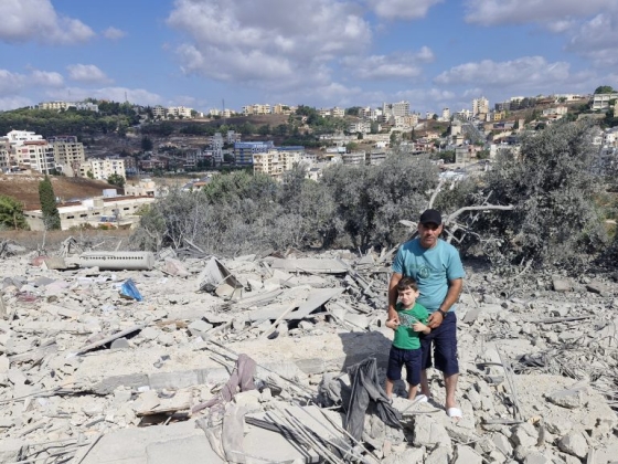 Izrael az éjjel lecsapott egy dél-libanoni falura, 11 halott
