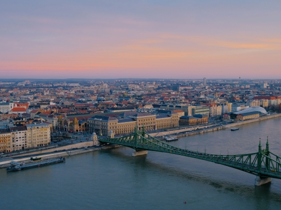 Pest és Buda 1100 éves történelme pörög le előttünk ezen az AI-jal készült videón