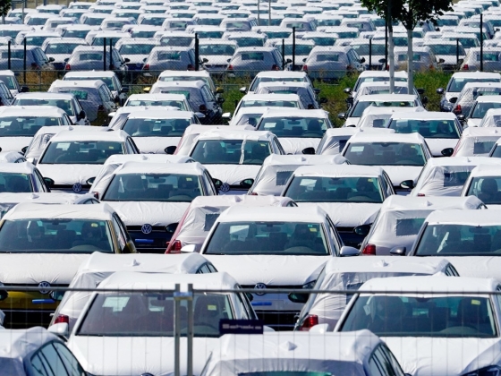 Eladja a Volkswagen az egyik gyárát, fegyvert fognak benne gyártani