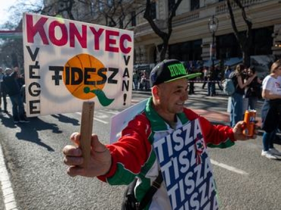 Csökkent a Tisza és a Fidesz támogatottsága, de Magyar Péterék még mindig óriási fölényben vannak