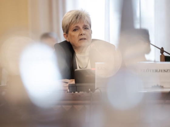 Lannert Judit felmentette az igazgatót, aki felvette tanárnak a fóti gyermekotthon korábbi, bántalmazási ügybe keveredett igazgatóját