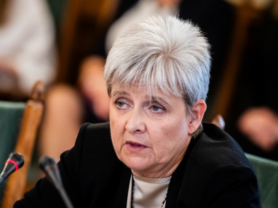 Lannert Judit kirúgta az iskolaigazgatót, aki kinevezte a fóti gyermekotthon korábbi vezetőjét