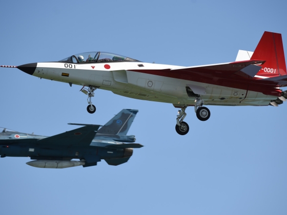 Felbukkantak a felemelkedő nagyhatalom titokzatos katonai eszközei: azonnal felszálltak a JASDF vadászgépei